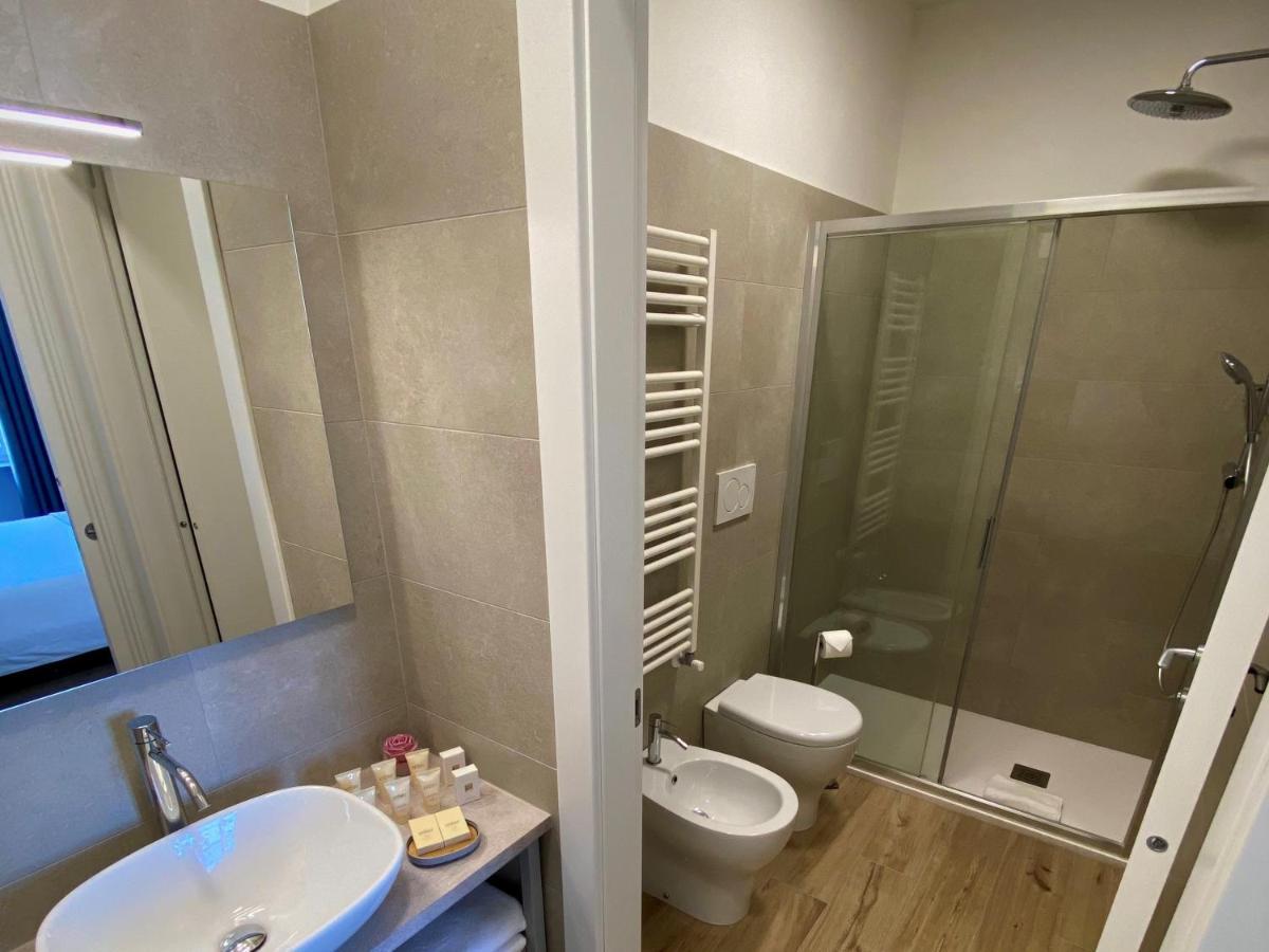 Five Flowers Guest House ترييستي المظهر الخارجي الصورة